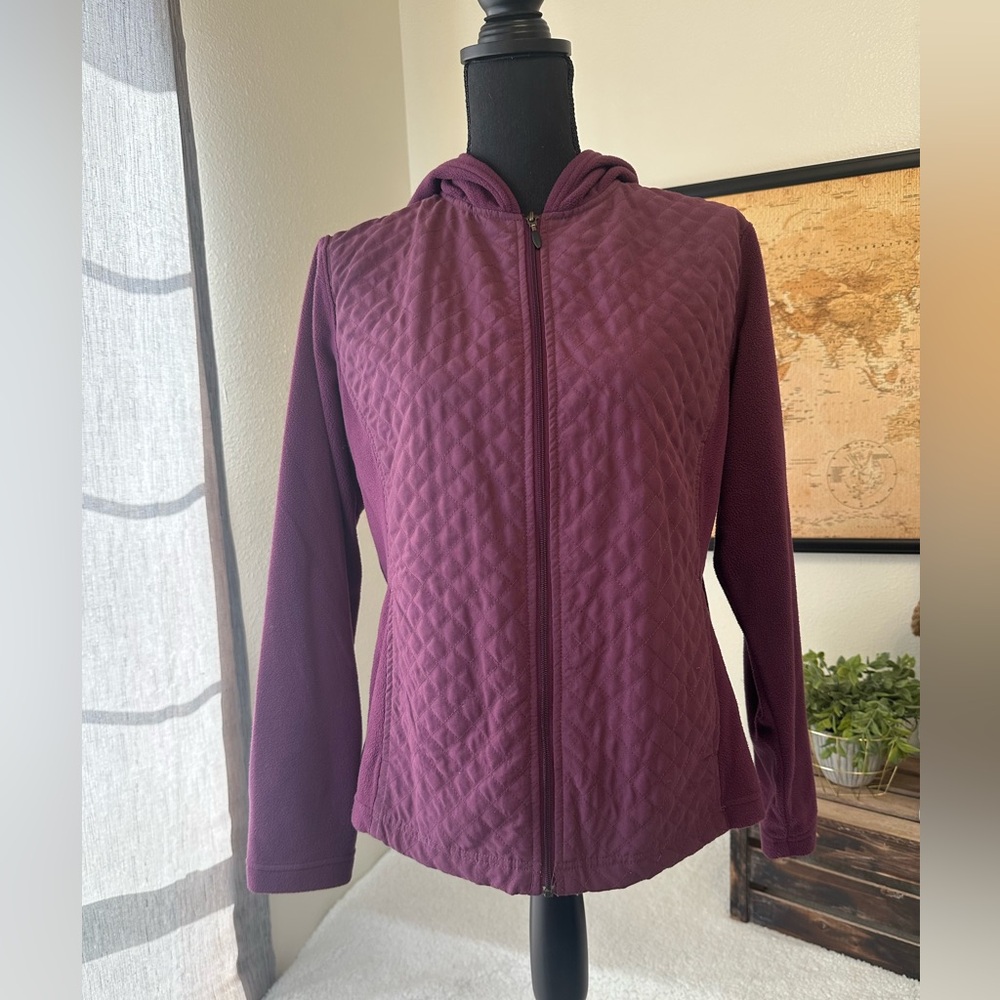 Columbia lightweight zip up jacket with hood